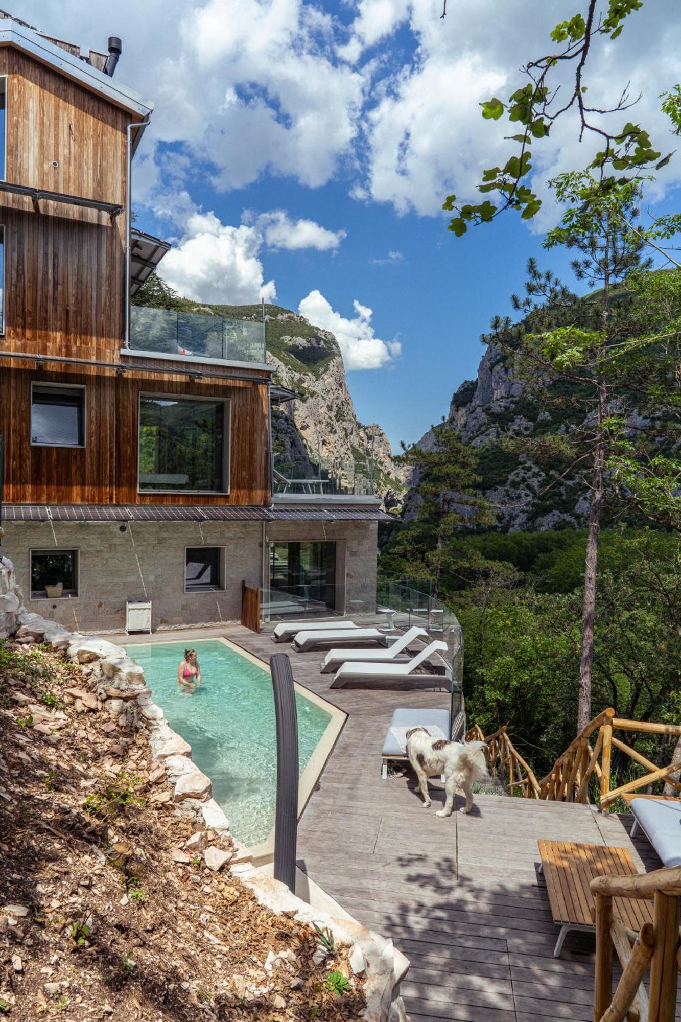 La Forestale Luxury Ecolodge Piano Terra- Appt Acqualagna Exterior foto